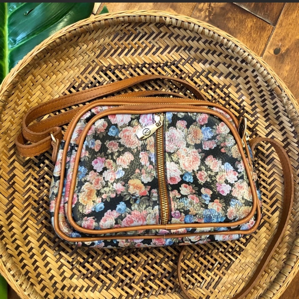 Valentina Crossbody Floral Leather Bag - Picture 2 of 6